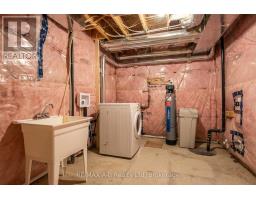 45 ROBERTSON DRIVE - 39