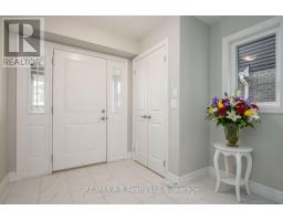 45 ROBERTSON DRIVE - 4