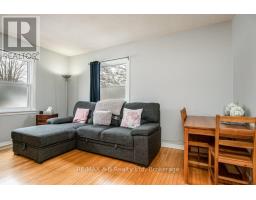 54 GLASTONBURY DRIVE - 17