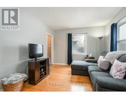 54 GLASTONBURY DRIVE - 19