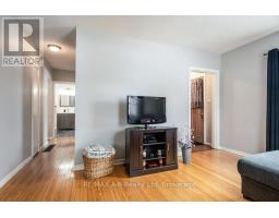 54 GLASTONBURY DRIVE - 20