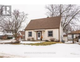 54 GLASTONBURY DRIVE - 3