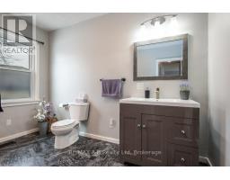 54 GLASTONBURY DRIVE - 32