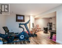 54 GLASTONBURY DRIVE - 41