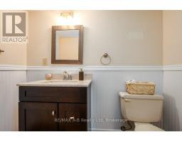 54 GLASTONBURY DRIVE - 43