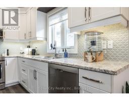 32 CULLITON STREET - 13