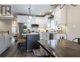 32 CULLITON STREET - 15