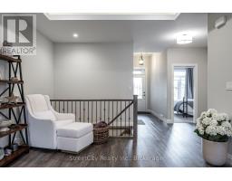 32 CULLITON STREET - 17