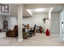 32 CULLITON STREET - 28