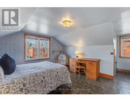 27 PACIFIC AVENUE - 26