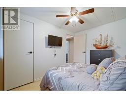 13 CYPRESS POINT CRESCENT - 25