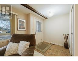 13 CYPRESS POINT CRESCENT - 3