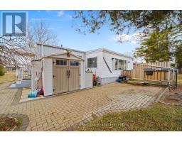 13 CYPRESS POINT CRESCENT - 31