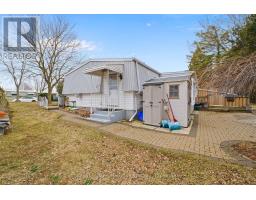 13 CYPRESS POINT CRESCENT - 32