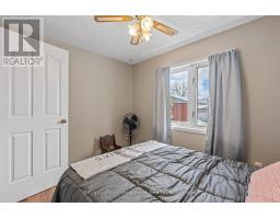 6 WORKMAN DRIVE - 16