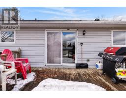 6 WORKMAN DRIVE - 42