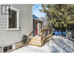 70 DUFFERIN STREET - 27