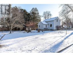 70 DUFFERIN STREET - 5