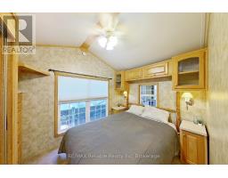 19 - 76735 WILDWOOD LINE - 21