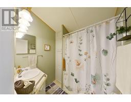 19 - 76735 WILDWOOD LINE - 24