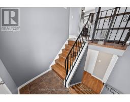 4 TORRANCE CRESCENT - 26