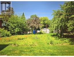 4 TORRANCE CRESCENT - 47