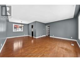 4 TORRANCE CRESCENT - 8