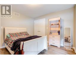 194 STATION ROAD - 23