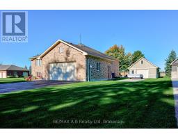 194 STATION ROAD - 3