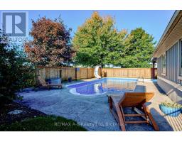 194 STATION ROAD - 40