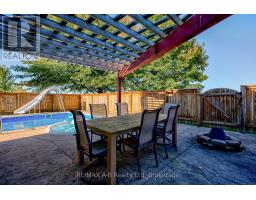 194 STATION ROAD - 43