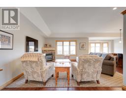 194 STATION ROAD - 7