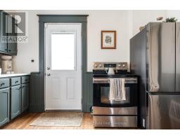 211 QUEEN STREET W - 15