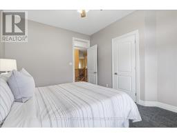 28 NORTH POINTE DRIVE - 18