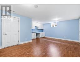 28 NORTH POINTE DRIVE - 33