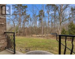 28 NORTH POINTE DRIVE - 39