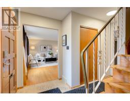 90 WINDEMERE CRESCENT - 13