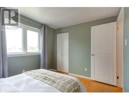 90 WINDEMERE CRESCENT - 31