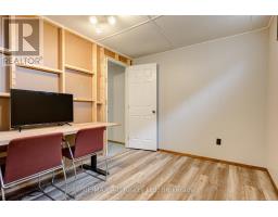 90 WINDEMERE CRESCENT - 38