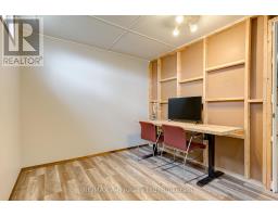 90 WINDEMERE CRESCENT - 39