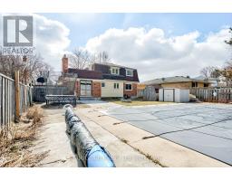 90 WINDEMERE CRESCENT - 4