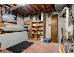 90 WINDEMERE CRESCENT - 44