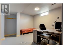 90 WINDEMERE CRESCENT - 45