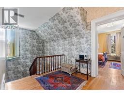 131 HURON STREET - 23