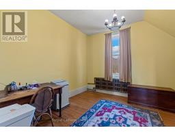 131 HURON STREET - 29