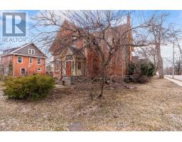 131 HURON STREET - 35