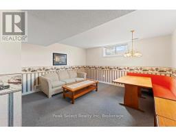 31 - 30 ANN STREET - 33