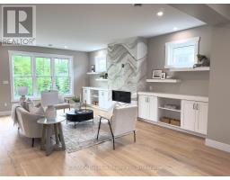 8 THIMBLEWEED DRIVE - 12