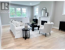 8 THIMBLEWEED DRIVE - 34