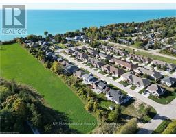 8 THIMBLEWEED DRIVE - 43